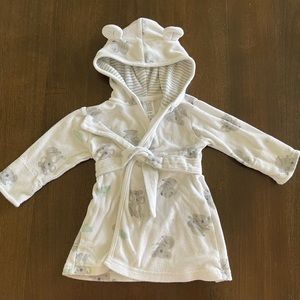 Carters bathrobe
